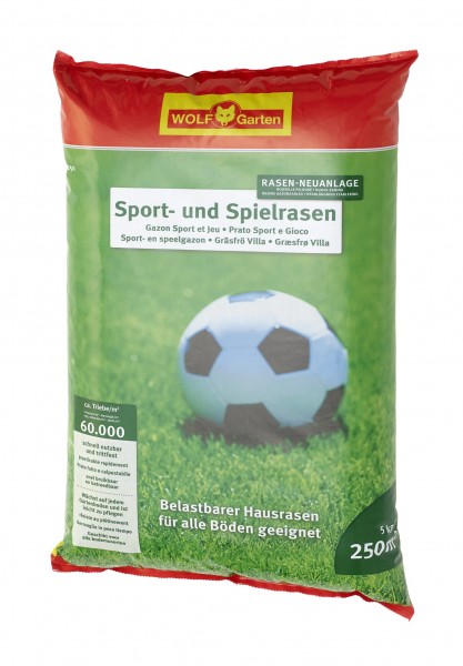 Produktbild von Wolf-Garten LG 250 Sport- und Spielrasen Rasensamen in einer grün-roten Verpackung mit Abbildung eines Fußballs auf Rasen und Informationen zur Belastbarkeit und Bodeneignung.